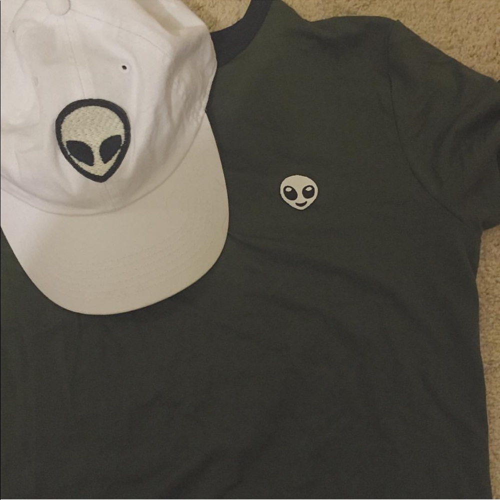 Alien Tee shirt